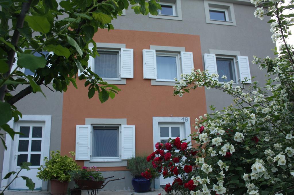 Orange Cube Apartment Рієка Номер фото