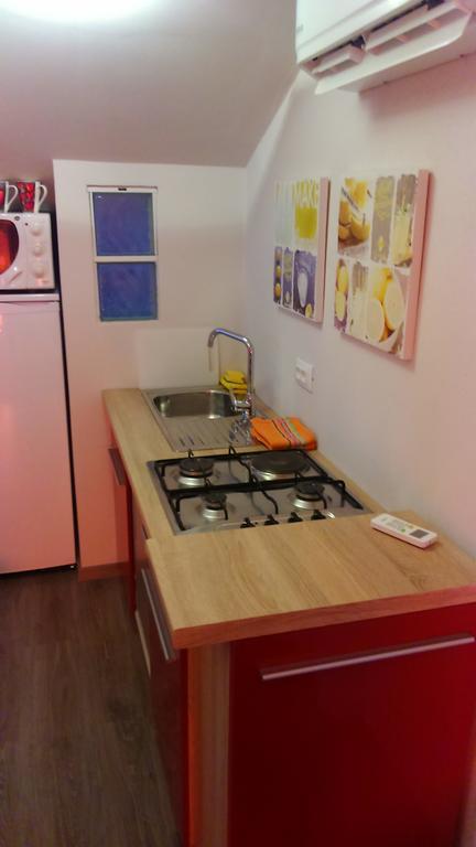 Orange Cube Apartment Рієка Екстер'єр фото