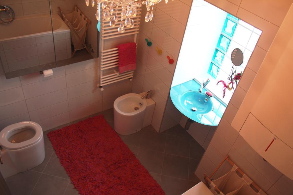Orange Cube Apartment Рієка Номер фото
